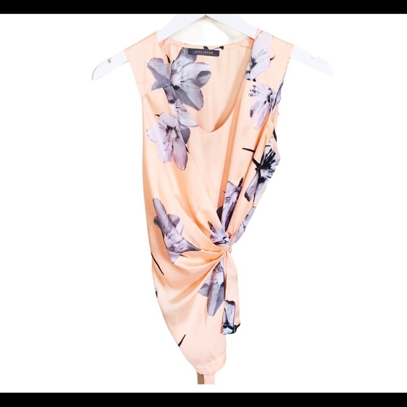 SUZY SHIER Floral Wrap Sleeveless Blouse With Tie Waist Detail Peach Orange XS - Picture 6 of 11
